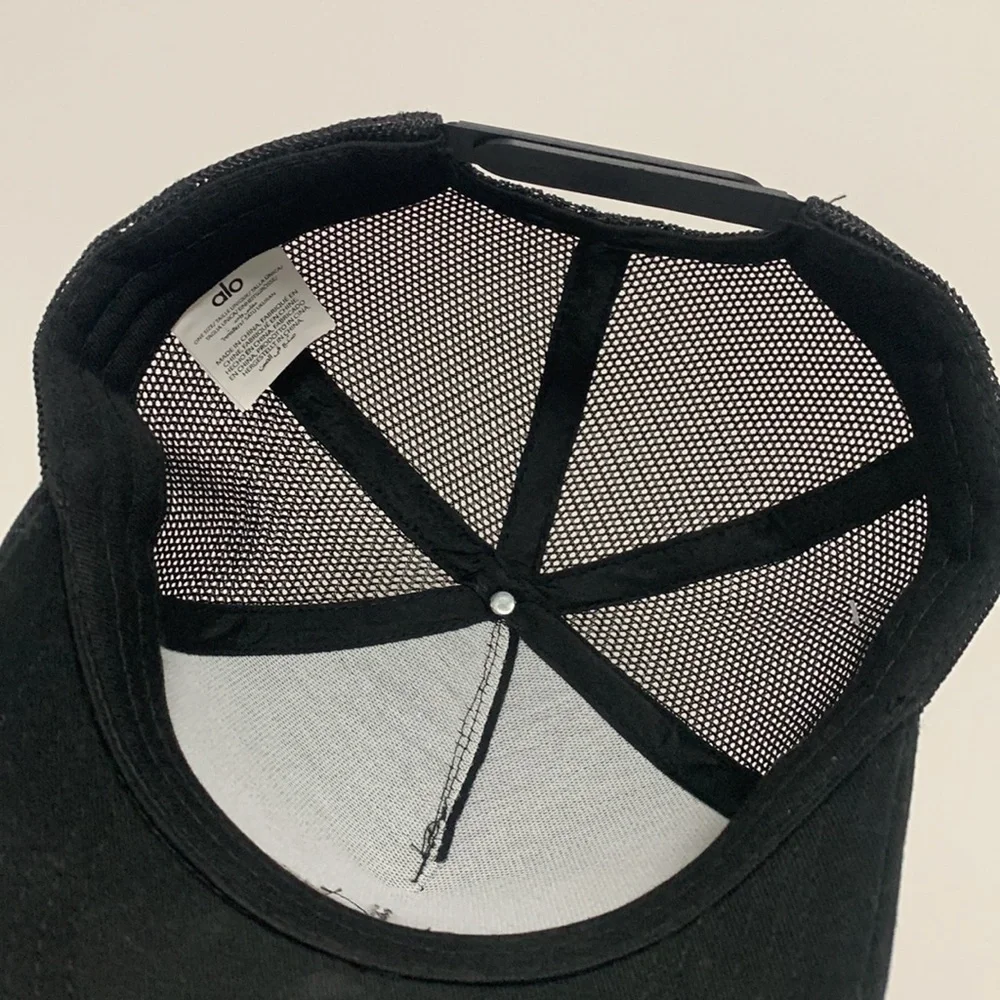 ALO Yoga Black Trucker Cap - Picture 2 of 4